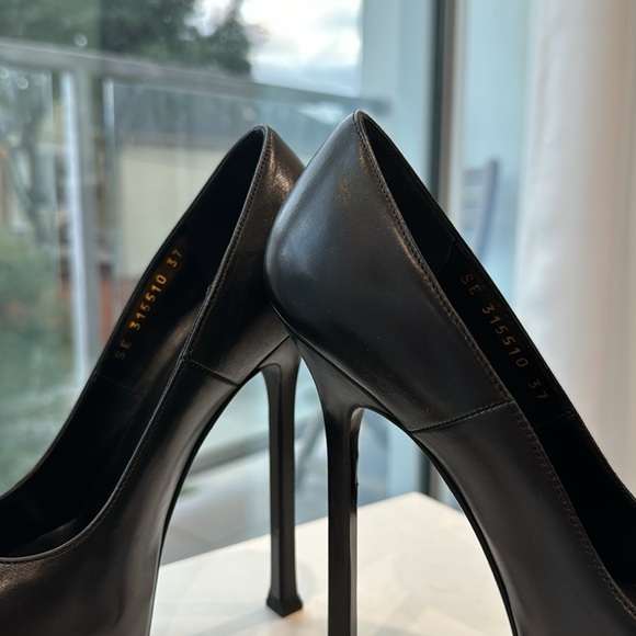Yves Saint Laurent YSL Tribute 2 105 Pumps in Black. Euro size 37 ~ US size 7. - Picture 11 of 12